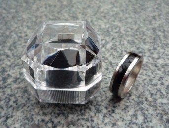 MAGNETIC RING